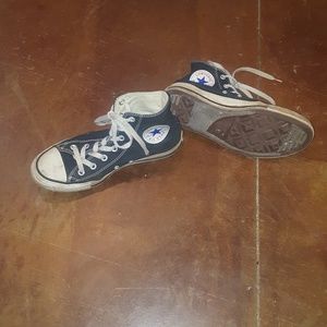 Womens size 8 CONVERSE black hightop